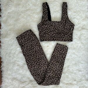 Varley leopard print bra and leggings size small